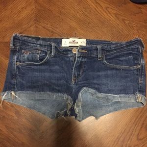 Hollister stretch shorts